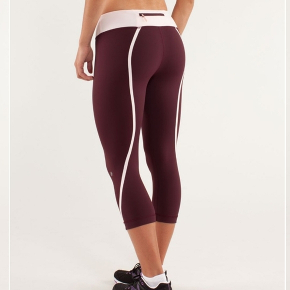 Lululemon Run Track Time Crop Leggings Size 6 Bordeaux Drama/ Pretty Pink - Picture 12 of 12